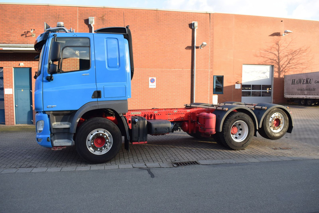 DAF CF 450 6x2 Fahrgestell Klima Navi Lift Retarder - Caminhão chassi: foto 3 DAF CF 450 6x2 Fahrgestell Klima Navi Lift Retarder - Caminhão chassi: foto 3