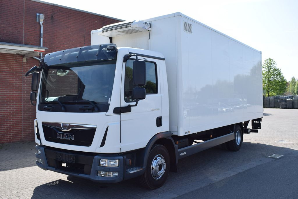MAN TGL 8.180 Koffer 6,20mLBW 1000KG Klima - Caminhão furgão: foto 2 MAN TGL 8.180 Koffer 6,20mLBW 1000KG Klima - Caminhão furgão: foto 2