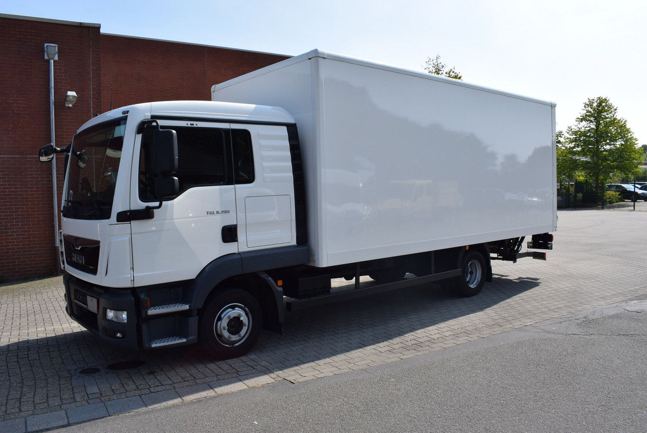 MAN TGL 8.190 Koffer 6,10m LBW Klima Tempomat AHK - Carrinha de contentor: foto 2 MAN TGL 8.190 Koffer 6,10m LBW Klima Tempomat AHK - Carrinha de contentor: foto 2