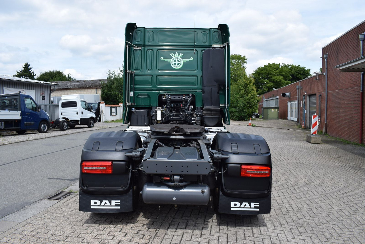Tractor DAF  XF 530 FT Retarder Leder Standklima Hydraulik: foto 7