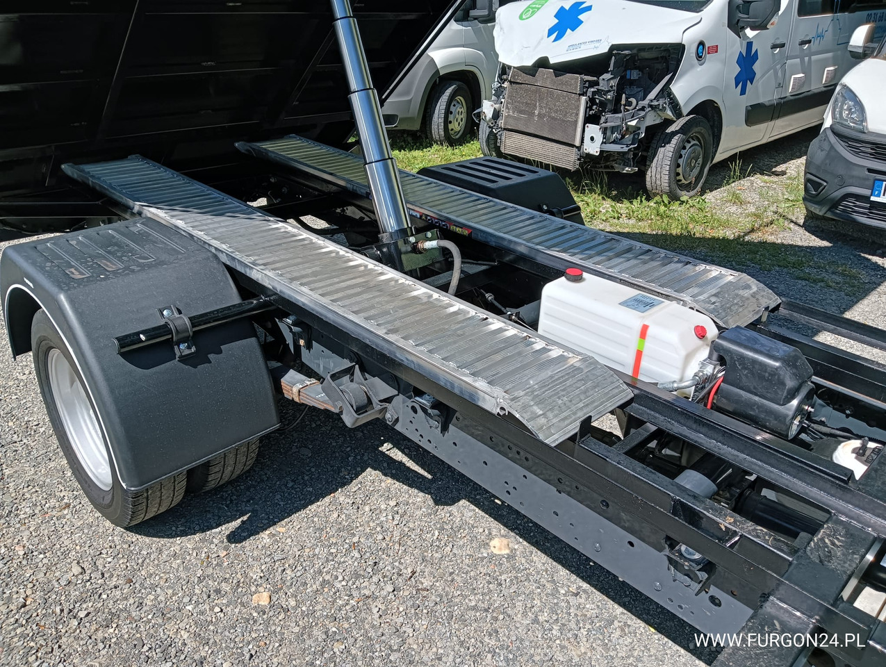 Furgão basculante IVECO DAILY 35C14 WYWROTKA KIPER Z NAJAZDAMI NR 841: foto 7