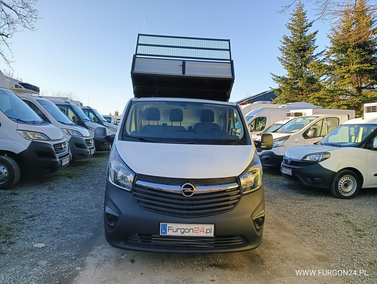 OPEL VIVARO WYWROTKA KIPER Z NAJAZDAMI NR 632 - Furgão basculante: foto 2 OPEL VIVARO WYWROTKA KIPER Z NAJAZDAMI NR 632 - Furgão basculante: foto 2