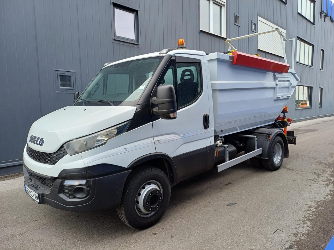 IVECO 65C15 - Veículo comercial: foto 1 IVECO 65C15 - Veículo comercial: foto 1