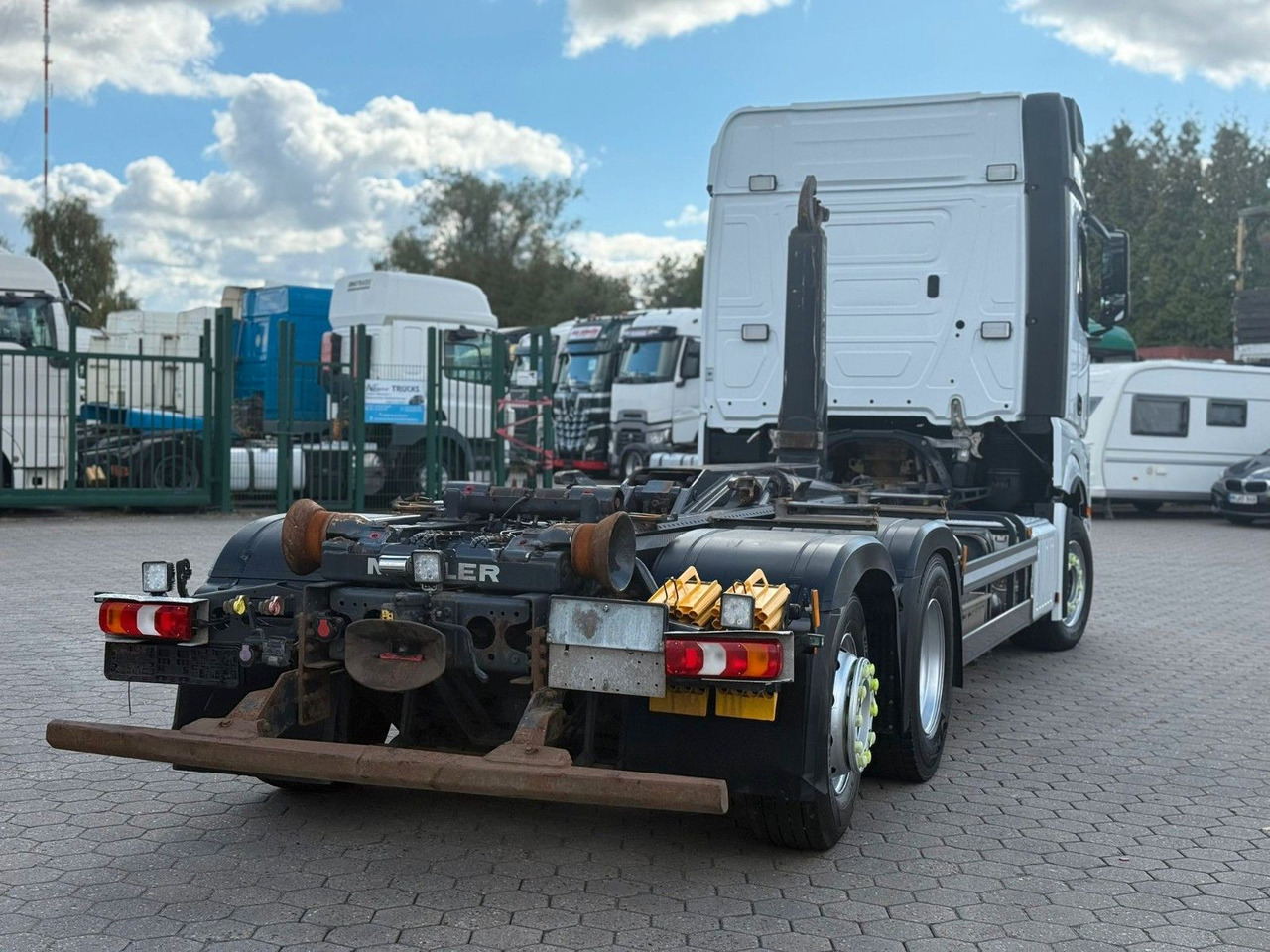 Mercedes-Benz Actros 2548 Meiller+ Funk+6x2 - Caminhão polibenne: foto 4 Mercedes-Benz Actros 2548 Meiller+ Funk+6x2 - Caminhão polibenne: foto 4