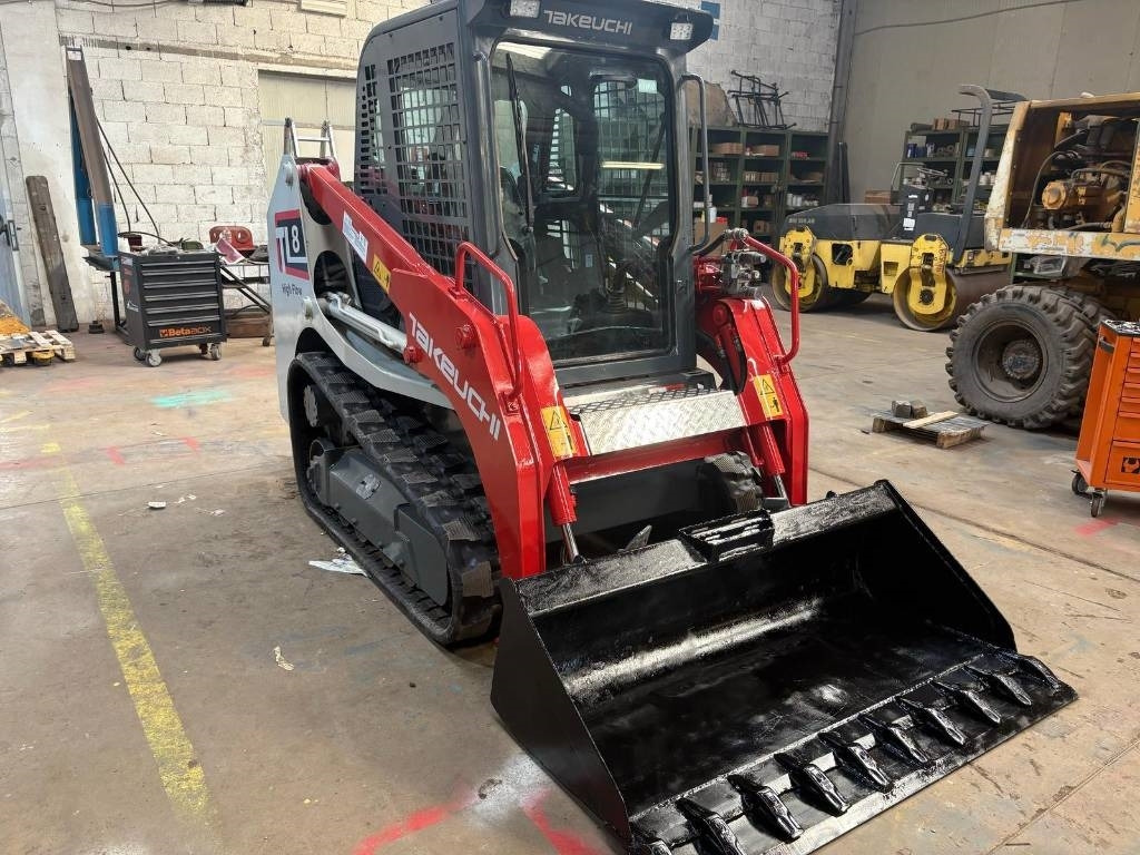 Takeuchi TL 8 - Mini carregadeira: foto 2 Takeuchi TL 8 - Mini carregadeira: foto 2