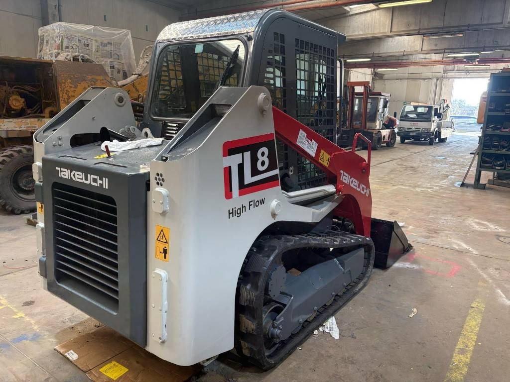Takeuchi TL 8 - Mini carregadeira: foto 3 Takeuchi TL 8 - Mini carregadeira: foto 3