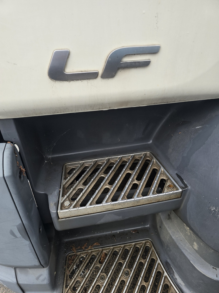 DAF LF 320 - Caminhão furgão: foto 3 DAF LF 320 - Caminhão furgão: foto 3