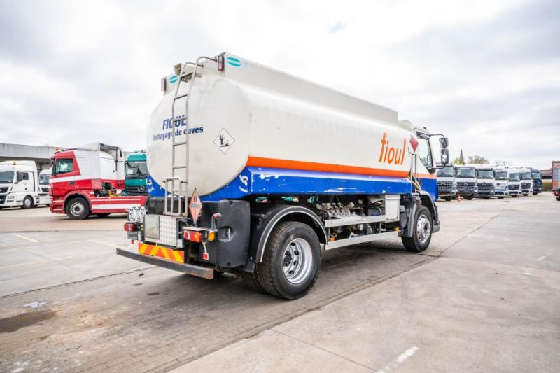 DAF LF55 280+ ALU 13000L/4 COMP. - Caminhão tanque: foto 4 DAF LF55 280+ ALU 13000L/4 COMP. - Caminhão tanque: foto 4