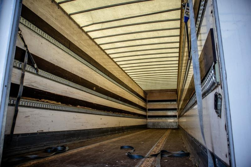 Lecitrailer FOURGON+DHOLLANDIA - Semireboque furgão: foto 5 Lecitrailer FOURGON+DHOLLANDIA - Semireboque furgão: foto 5