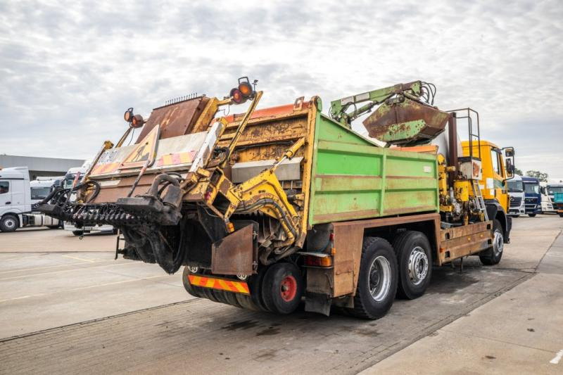 Mercedes SK 2531-6X2-PATA/BITUMEN/ASFALT/GOUDRON - Caminhão basculante: foto 3 Mercedes SK 2531-6X2-PATA/BITUMEN/ASFALT/GOUDRON - Caminhão basculante: foto 3