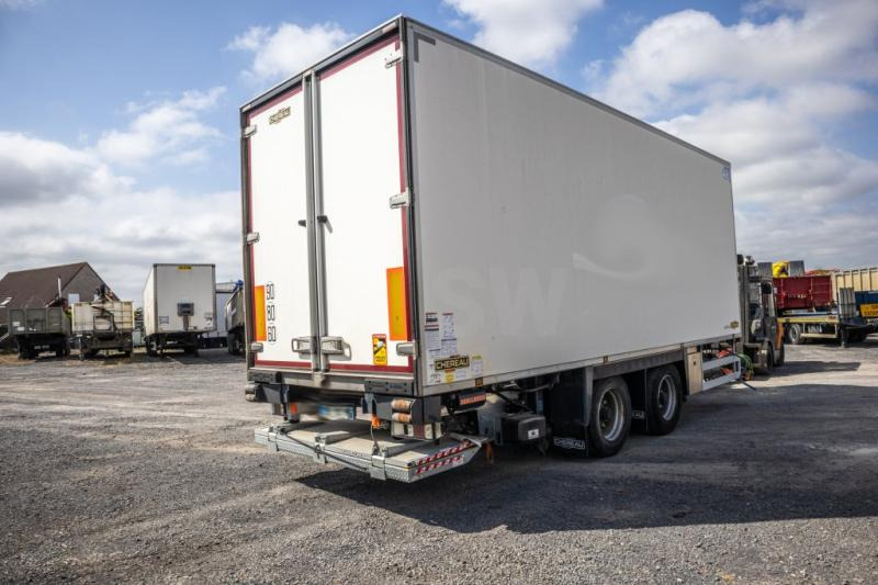 Chereau CHEREAU+CARRIER+DHOLLANDIA 2.5 T. - Reboque: foto 3 Chereau CHEREAU+CARRIER+DHOLLANDIA 2.5 T. - Reboque: foto 3