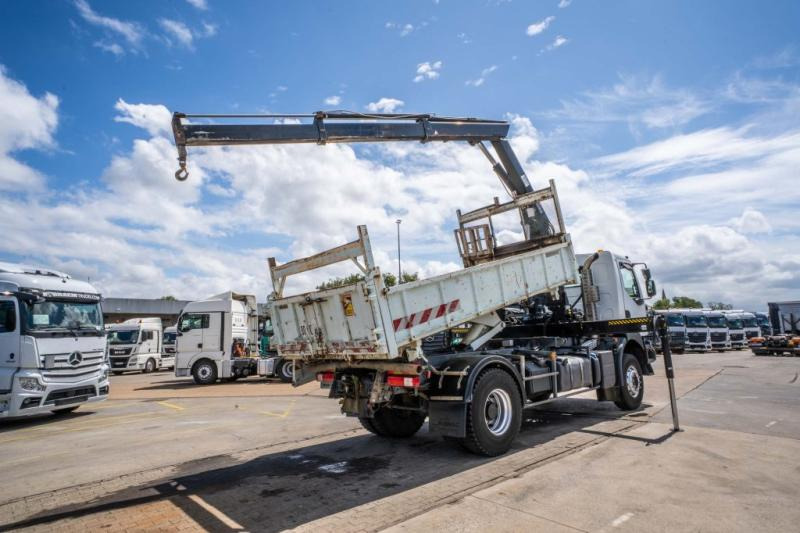 Renault KERAX 370 DXI + TRI BENNE+HIAB 16t/m + 2 EXT - Caminhão basculante, Caminhão grua: foto 4 Renault KERAX 370 DXI + TRI BENNE+HIAB 16t/m + 2 EXT - Caminhão basculante, Caminhão grua: foto 4