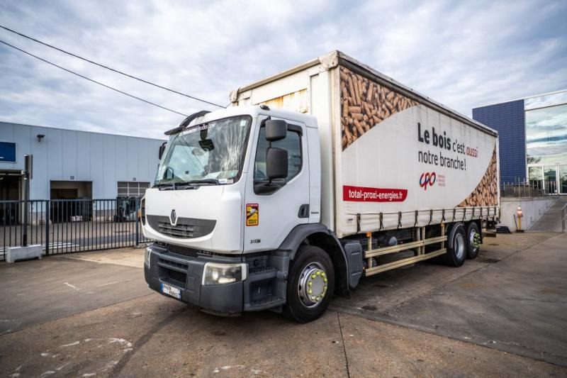 Renault PREMIUM 310 6X2 + Palfinger 2.5T - Caminhão com lona: foto 1 Renault PREMIUM 310 6X2 + Palfinger 2.5T - Caminhão com lona: foto 1