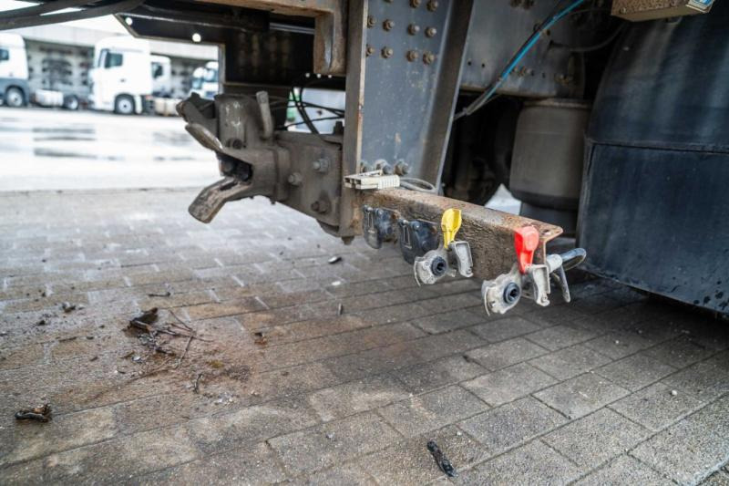 Caminhão furgão Renault PREMIUM 340 DXI: foto 10 Caminhão furgão Renault PREMIUM 340 DXI: foto 10