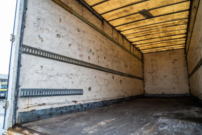 Caminhão furgão Renault PREMIUM 340 DXI: foto 8 Caminhão furgão Renault PREMIUM 340 DXI: foto 8