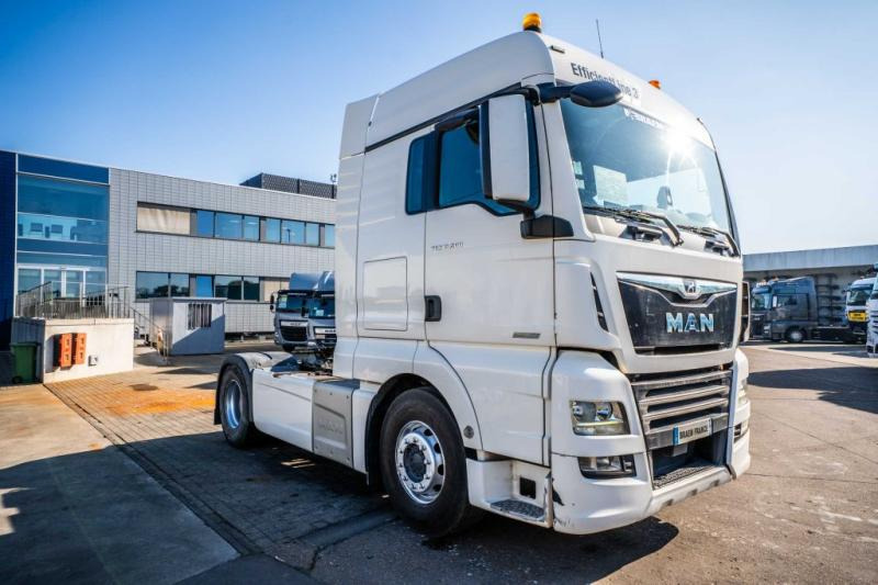MAN TGX 18.500 XLX BLS+INTARDER+KIPHYDR. - Tractor: foto 2 MAN TGX 18.500 XLX BLS+INTARDER+KIPHYDR. - Tractor: foto 2