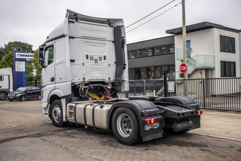 Mercedes ACTROS 1845 LS - Tractor: foto 4 Mercedes ACTROS 1845 LS - Tractor: foto 4