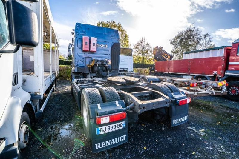 Renault PREMIUM 450 DXI+VOITH+ problème moteur - Tractor: foto 3 Renault PREMIUM 450 DXI+VOITH+ problème moteur - Tractor: foto 3