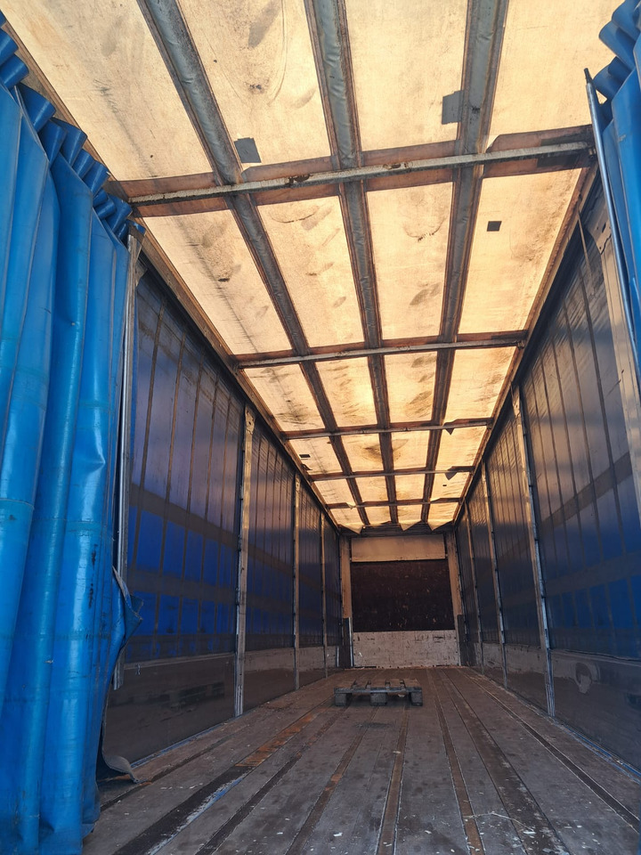 FRUEHAUF - Semi-reboque de lona: foto 3 FRUEHAUF - Semi-reboque de lona: foto 3