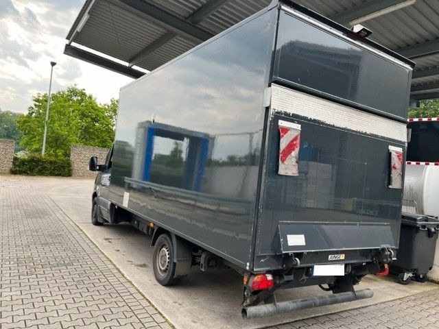 Mercedes-Benz Sprinter 316 Koffer LBW - Carrinha de contentor: foto 4 Mercedes-Benz Sprinter 316 Koffer LBW - Carrinha de contentor: foto 4