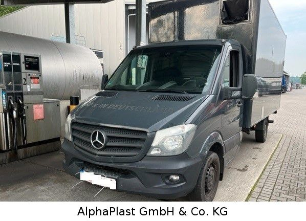 Mercedes-Benz Sprinter 316 Koffer LBW - Carrinha de contentor: foto 4 Mercedes-Benz Sprinter 316 Koffer LBW - Carrinha de contentor: foto 4