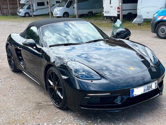 Porsche Boxster - Sedã: foto 1 Porsche Boxster - Sedã: foto 1