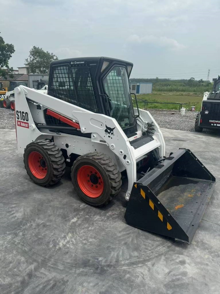 Bobcat S 160 - Mini carregadeira: foto 2 Bobcat S 160 - Mini carregadeira: foto 2