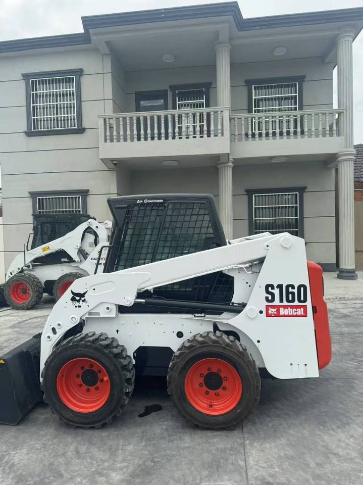 Bobcat S 160 - Mini carregadeira: foto 1 Bobcat S 160 - Mini carregadeira: foto 1