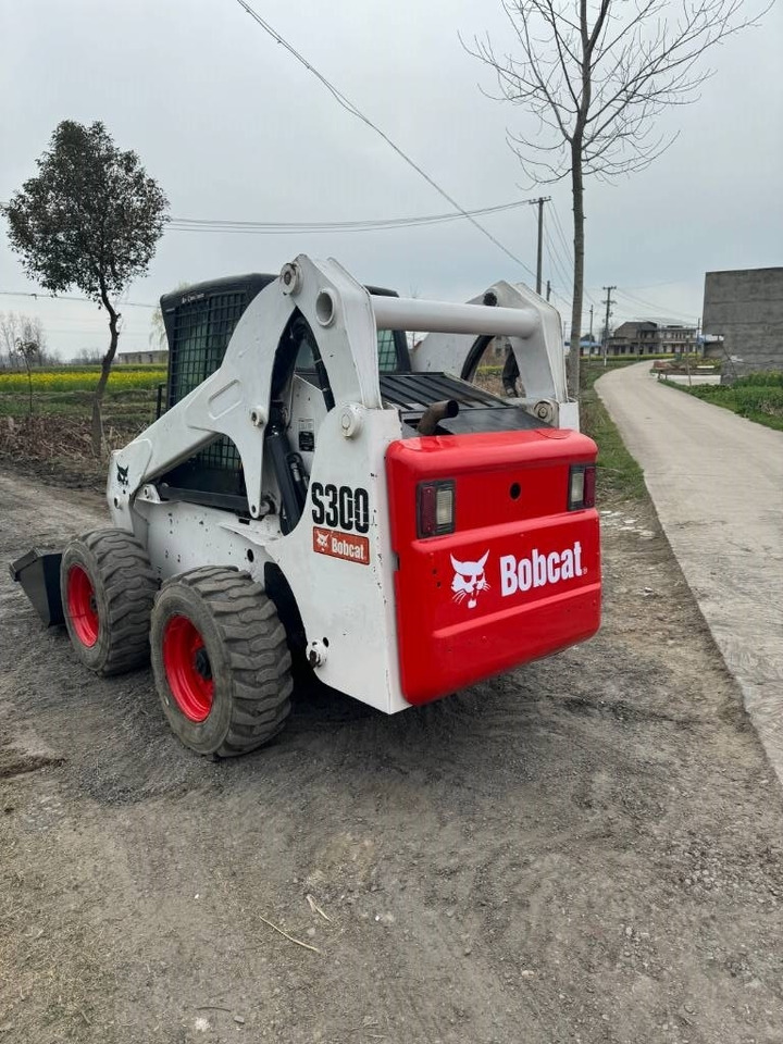 Bobcat S 300 - Mini carregadeira: foto 5 Bobcat S 300 - Mini carregadeira: foto 5