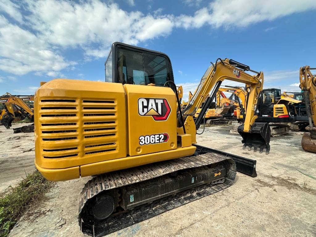 CAT 306E2 - Mini escavadeira: foto 1 CAT 306E2 - Mini escavadeira: foto 1