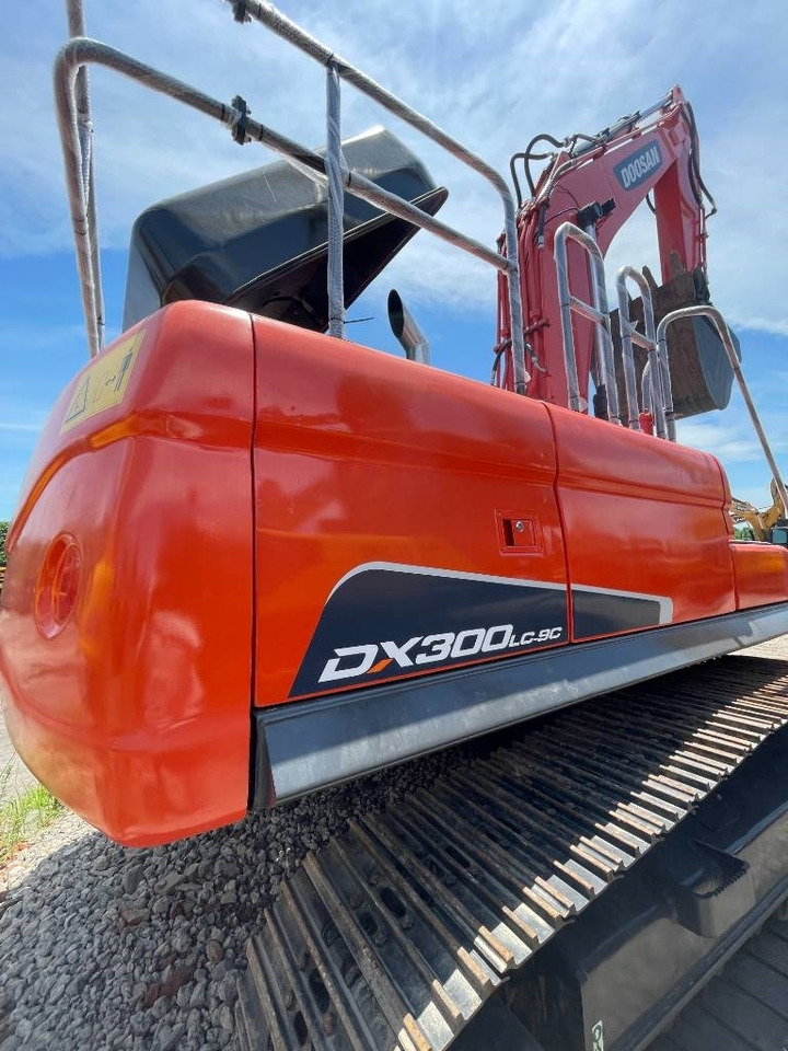 Doosan DX 300 - Escavadora de rastos: foto 3 Doosan DX 300 - Escavadora de rastos: foto 3