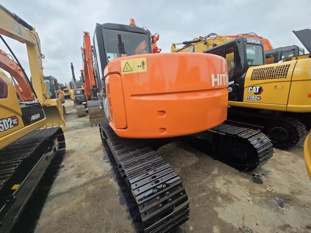 Hitachi ZX 135 US - Escavadora de rastos: foto 3 Hitachi ZX 135 US - Escavadora de rastos: foto 3