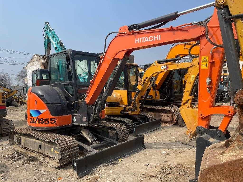 Hitachi ZX 55 - Mini escavadeira: foto 1 Hitachi ZX 55 - Mini escavadeira: foto 1