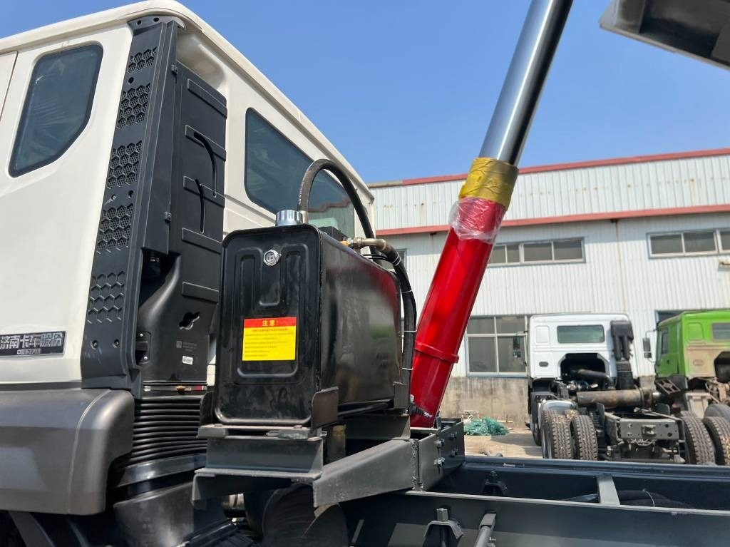 Caminhão basculante Howo 371: foto 7 Caminhão basculante Howo 371: foto 7