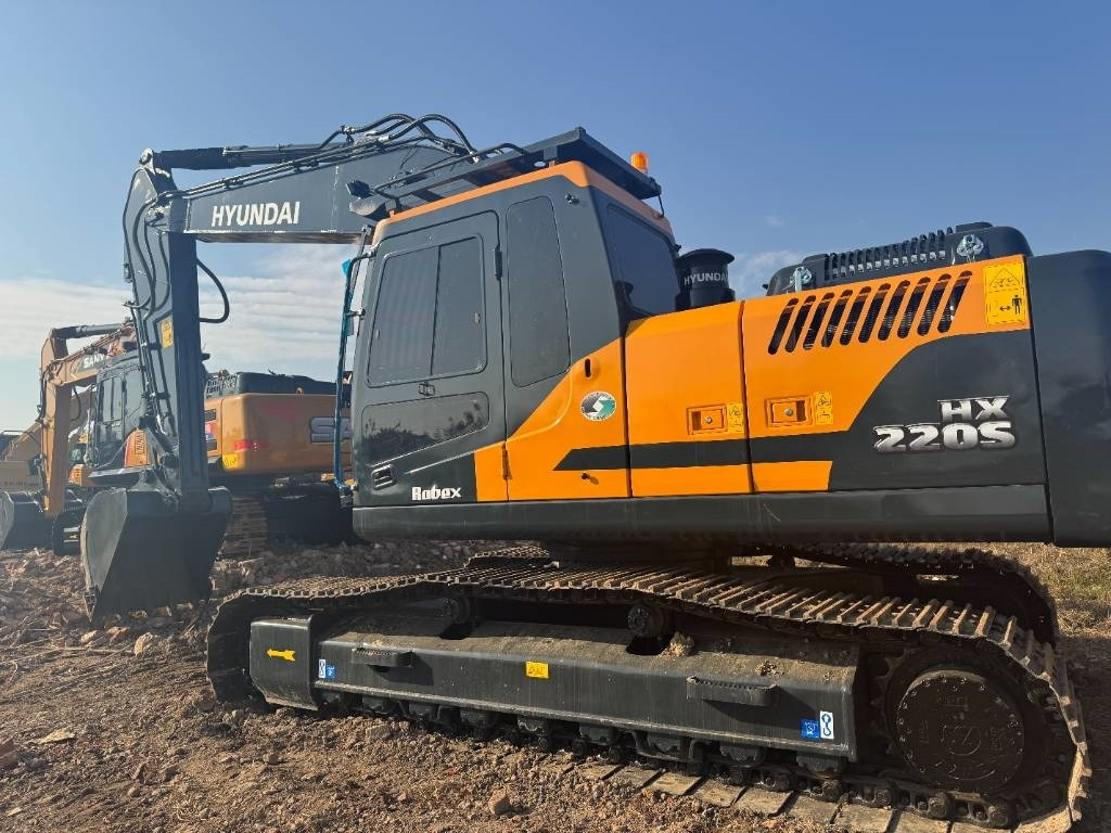 Hyundai HX 220 - Escavadora de rastos: foto 2 Hyundai HX 220 - Escavadora de rastos: foto 2