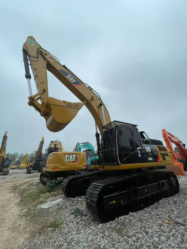Komatsu 360 - Escavadora de rastos: foto 1 Komatsu 360 - Escavadora de rastos: foto 1