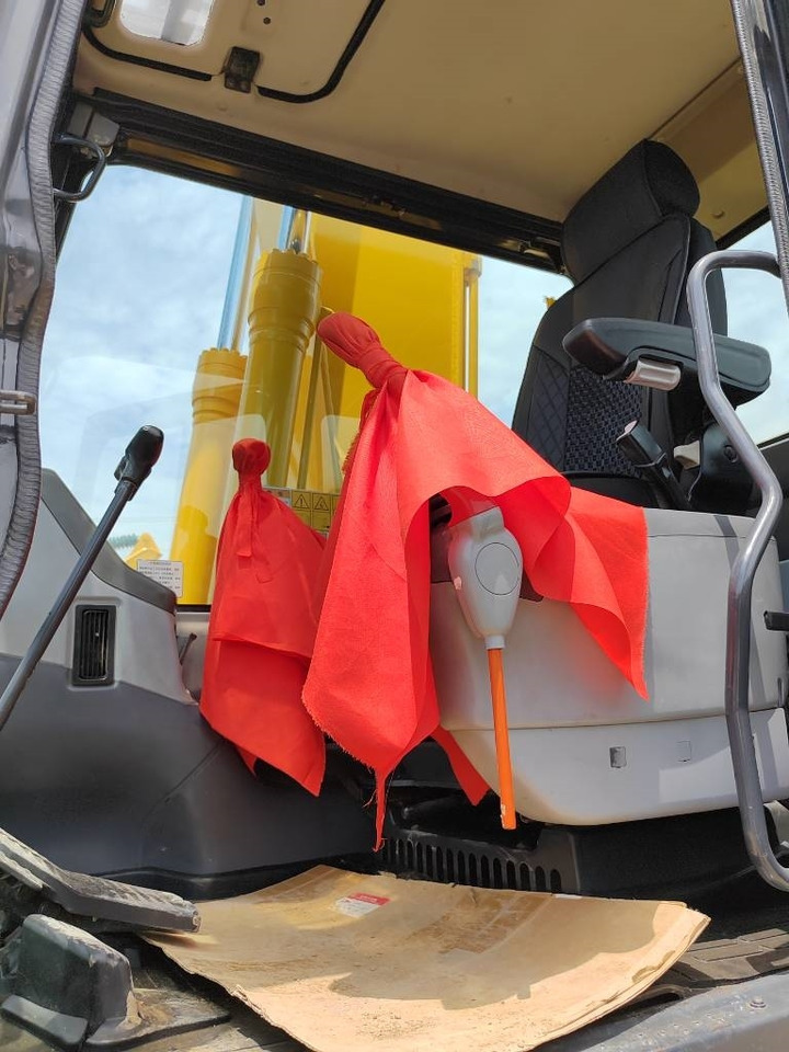 Komatsu PC 160 LC  - Escavadora de rastos: foto 4 Komatsu PC 160 LC  - Escavadora de rastos: foto 4