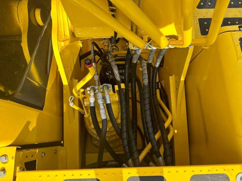 Komatsu PC 240 - Escavadora de rastos: foto 3 Komatsu PC 240 - Escavadora de rastos: foto 3