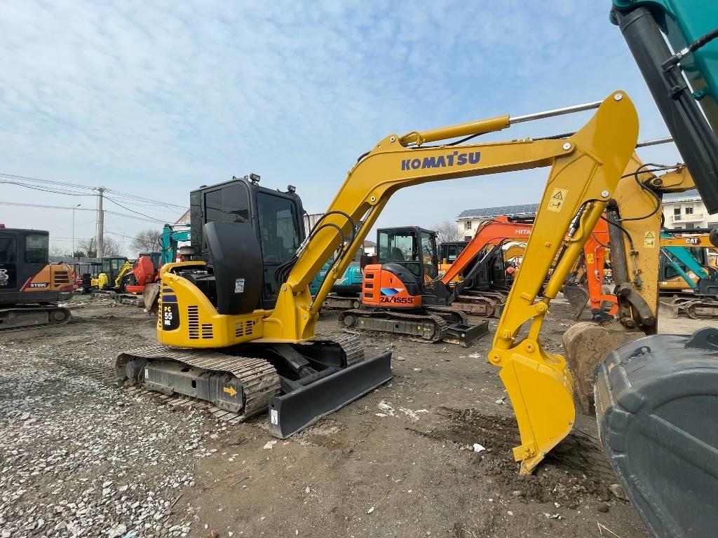 Komatsu PC 55 MR - Mini escavadeira: foto 1 Komatsu PC 55 MR - Mini escavadeira: foto 1