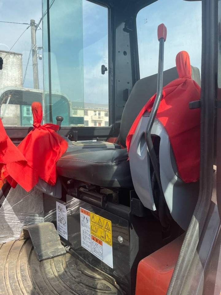Kubota U35 - Mini escavadeira: foto 5 Kubota U35 - Mini escavadeira: foto 5