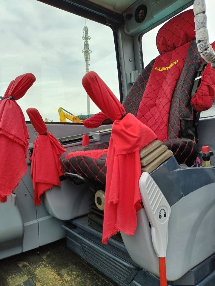 Sunward SWE 70 - Escavadora de rastos: foto 5 Sunward SWE 70 - Escavadora de rastos: foto 5