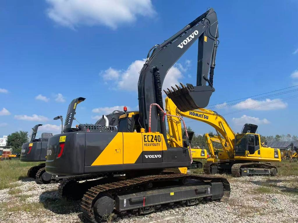 Volvo EC 240  - Escavadora de rastos: foto 1 Volvo EC 240  - Escavadora de rastos: foto 1