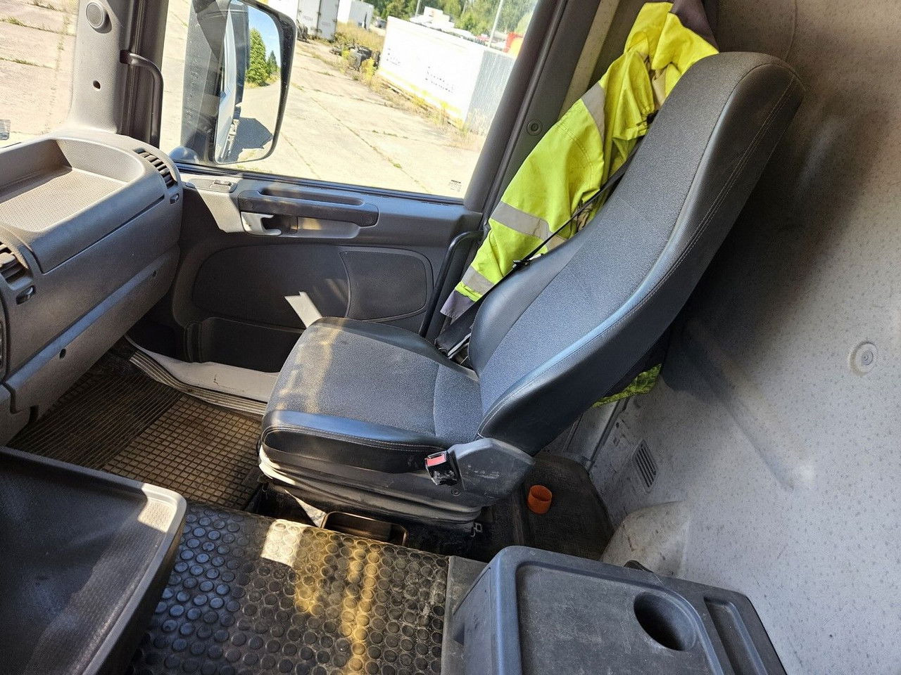 Caminhão basculante Scania R420 8x4 - Tipper - full spring - 2007 year: foto 22