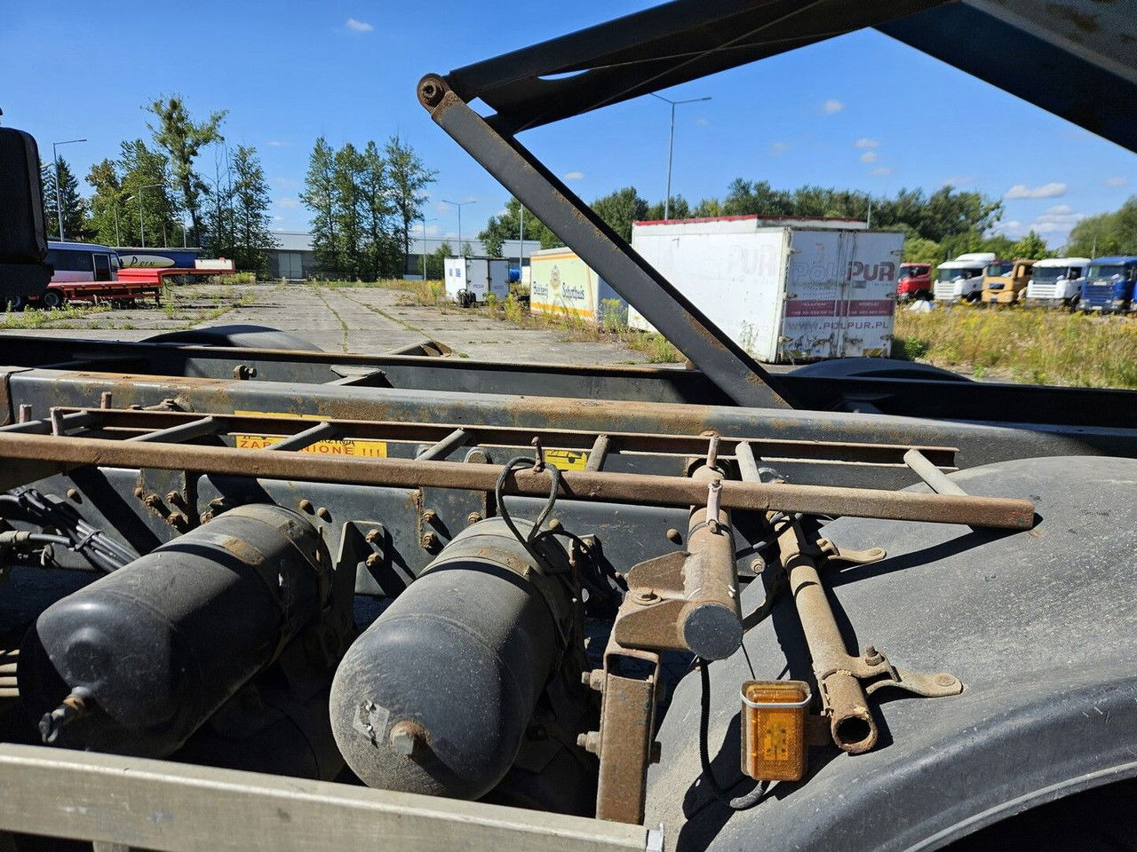 Caminhão basculante Scania R420 8x4 - Tipper - full spring - 2007 year: foto 7