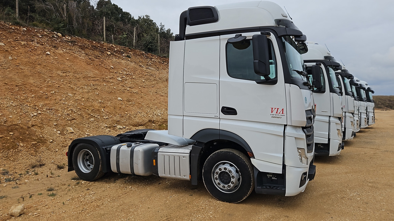 Tractor Mercedes-Benz Actros 1851: foto 7