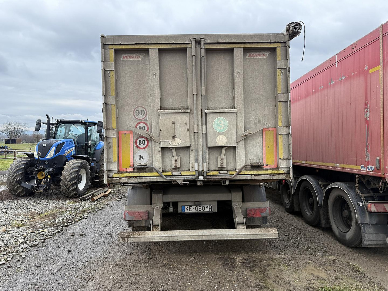 Benalu OZ, 4180/II, Sklápací hliníkový náves - Semireboque basculante: foto 2 Benalu OZ, 4180/II, Sklápací hliníkový náves - Semireboque basculante: foto 2