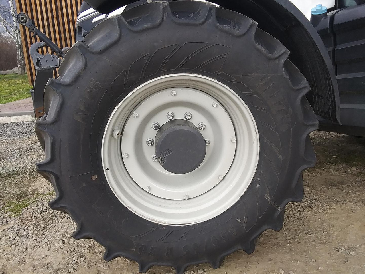Locação de  Valtra T, 254, Versu Valtra T, 254, Versu: foto 8
