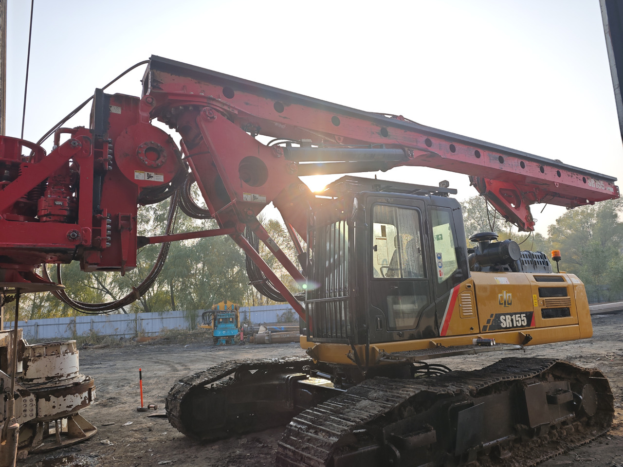 SANY SR155 Rotary Drilling Rig - Máquina de perfuração: foto 1 SANY SR155 Rotary Drilling Rig - Máquina de perfuração: foto 1