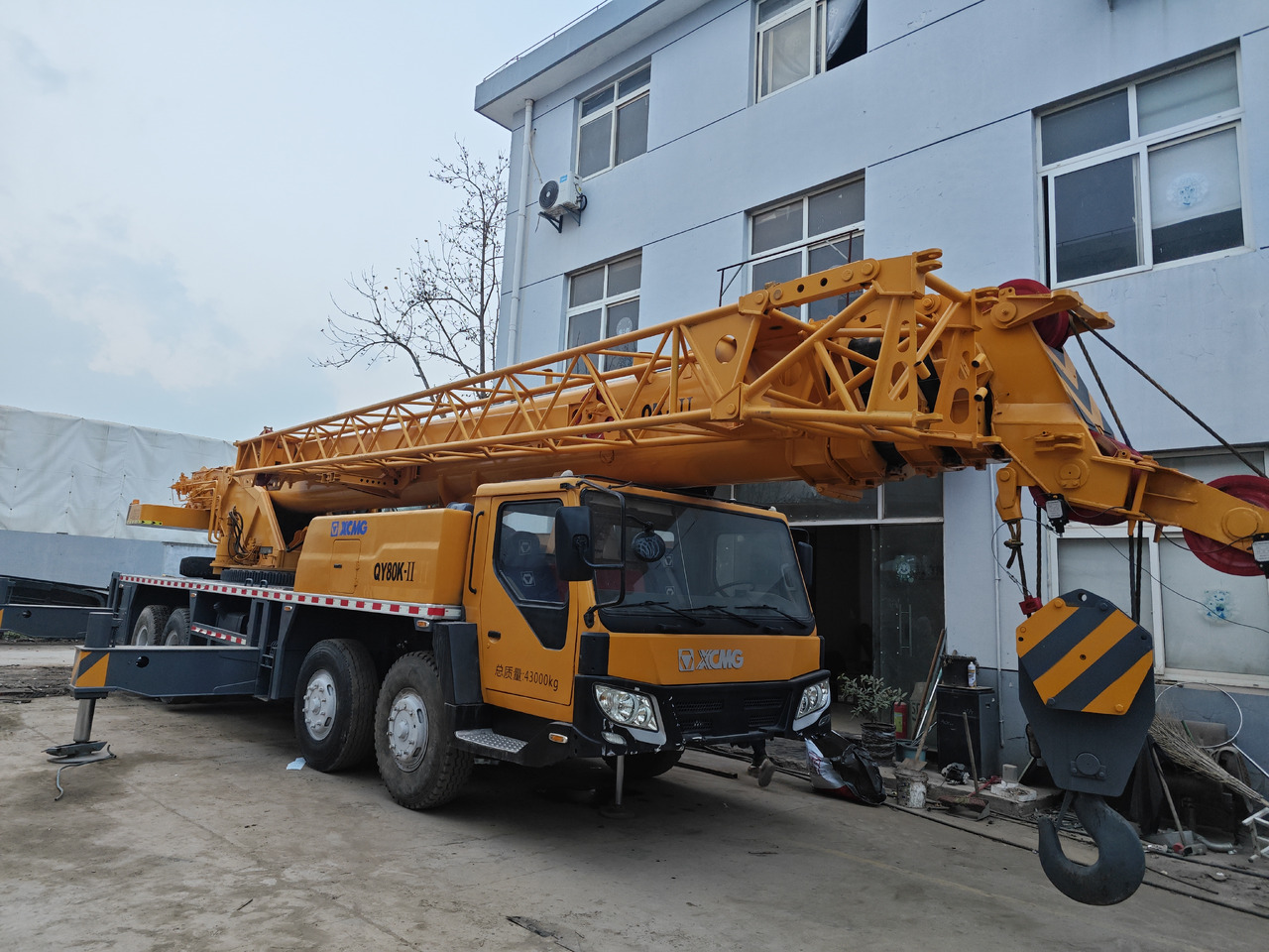 XCMG QY80K 80T TRUCK CRANE - Guindaste móvel: foto 5 XCMG QY80K 80T TRUCK CRANE - Guindaste móvel: foto 5
