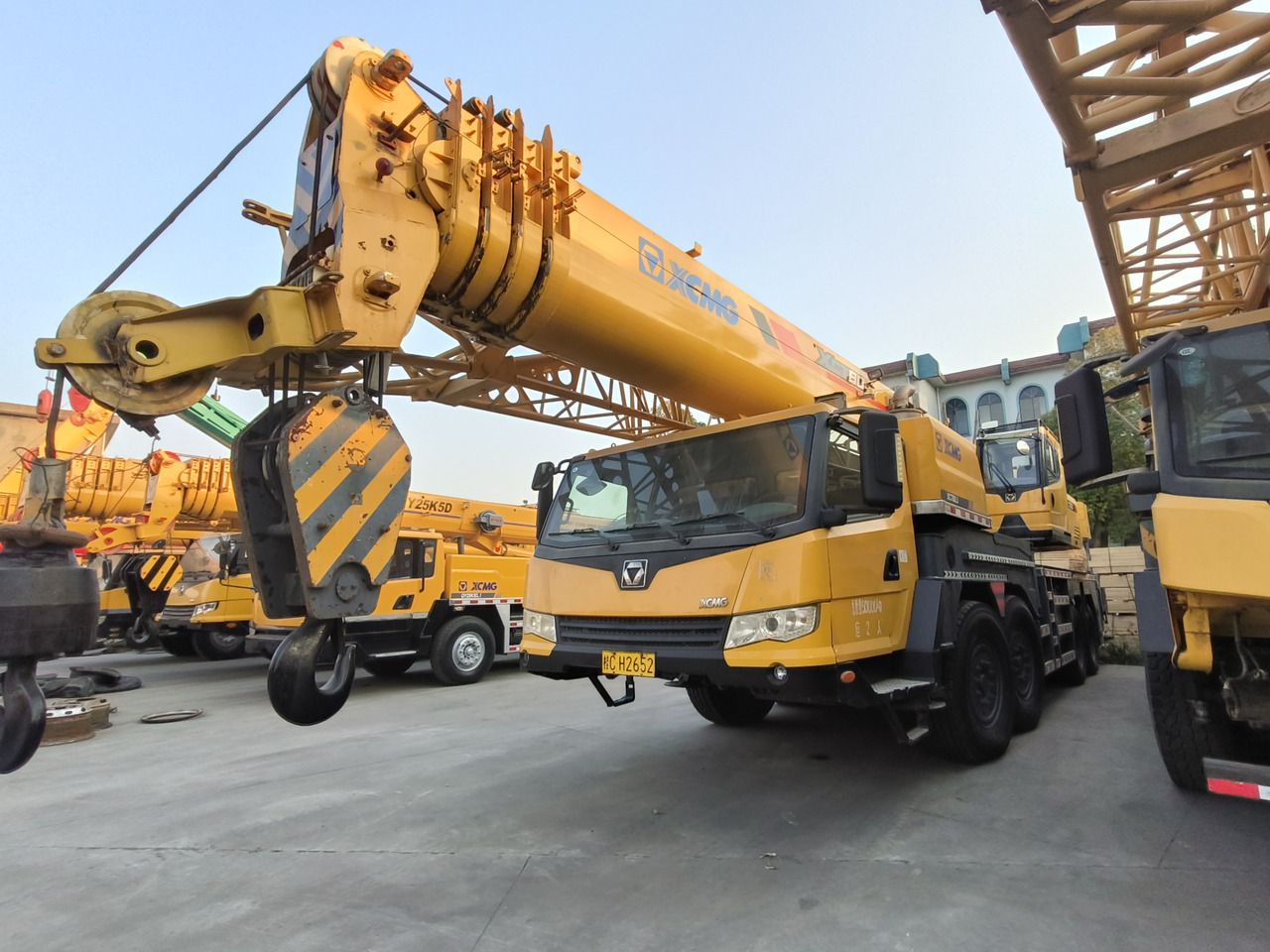 XCMG XCT80 used crane - Guindaste móvel: foto 1 XCMG XCT80 used crane - Guindaste móvel: foto 1